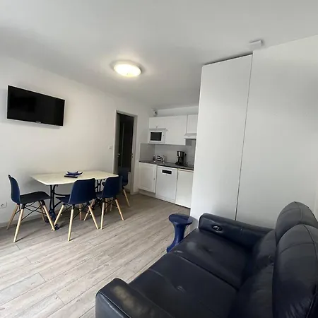 T2 Lumineux Avec Balcon Et Ascenseur A - Fr-1-812-24 * Cauterets